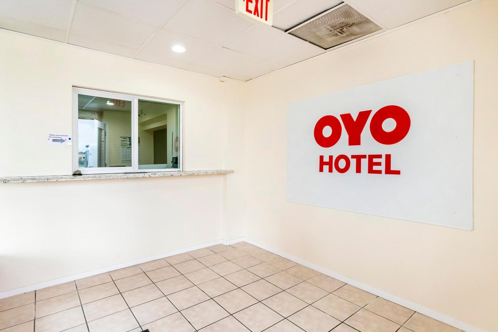 Oyo Hotel San Antonio Lackland Afb Seaworld Hwy 90 W Buitenkant foto