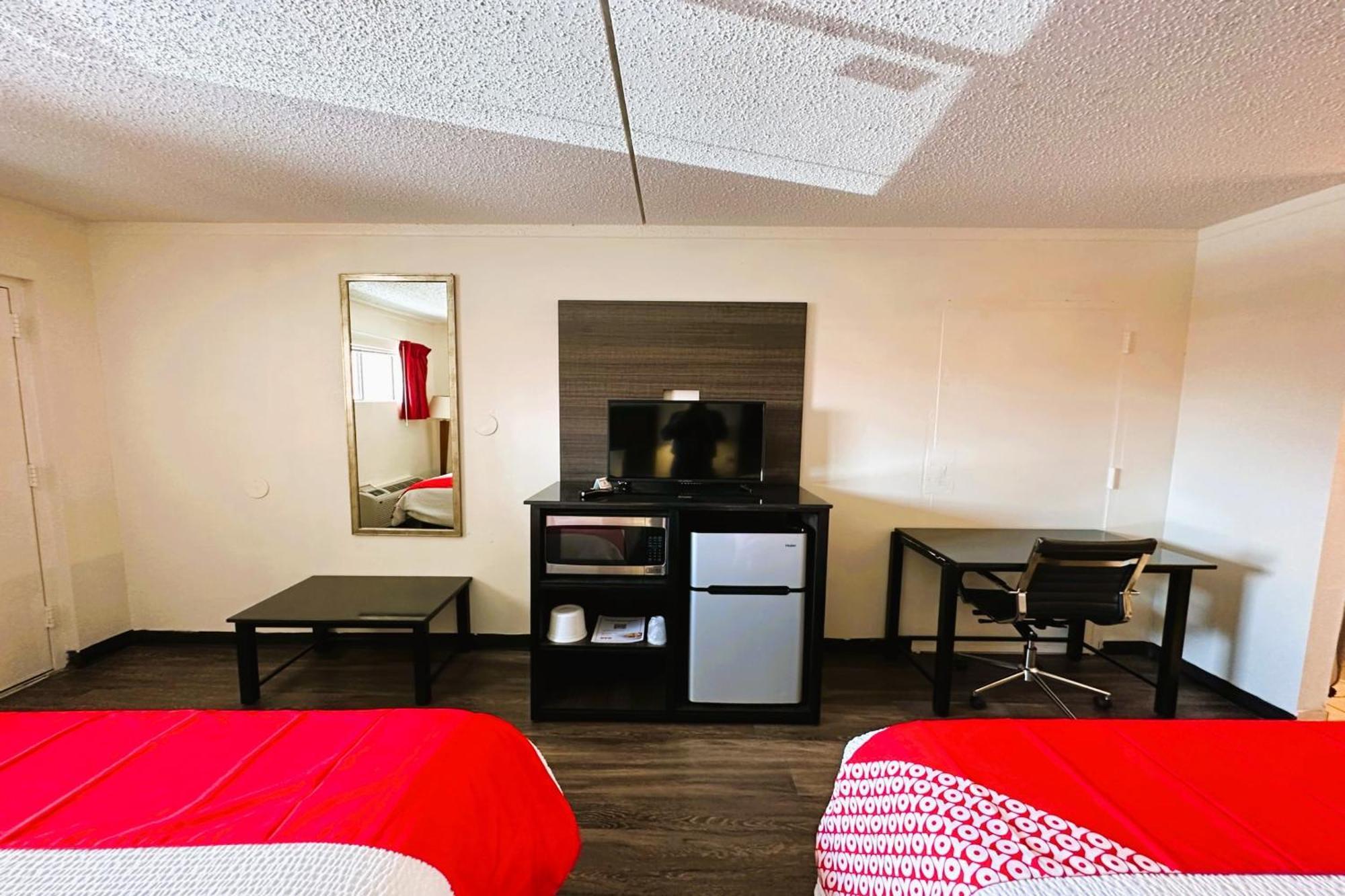 Oyo Hotel San Antonio Lackland Afb Seaworld Hwy 90 W Buitenkant foto
