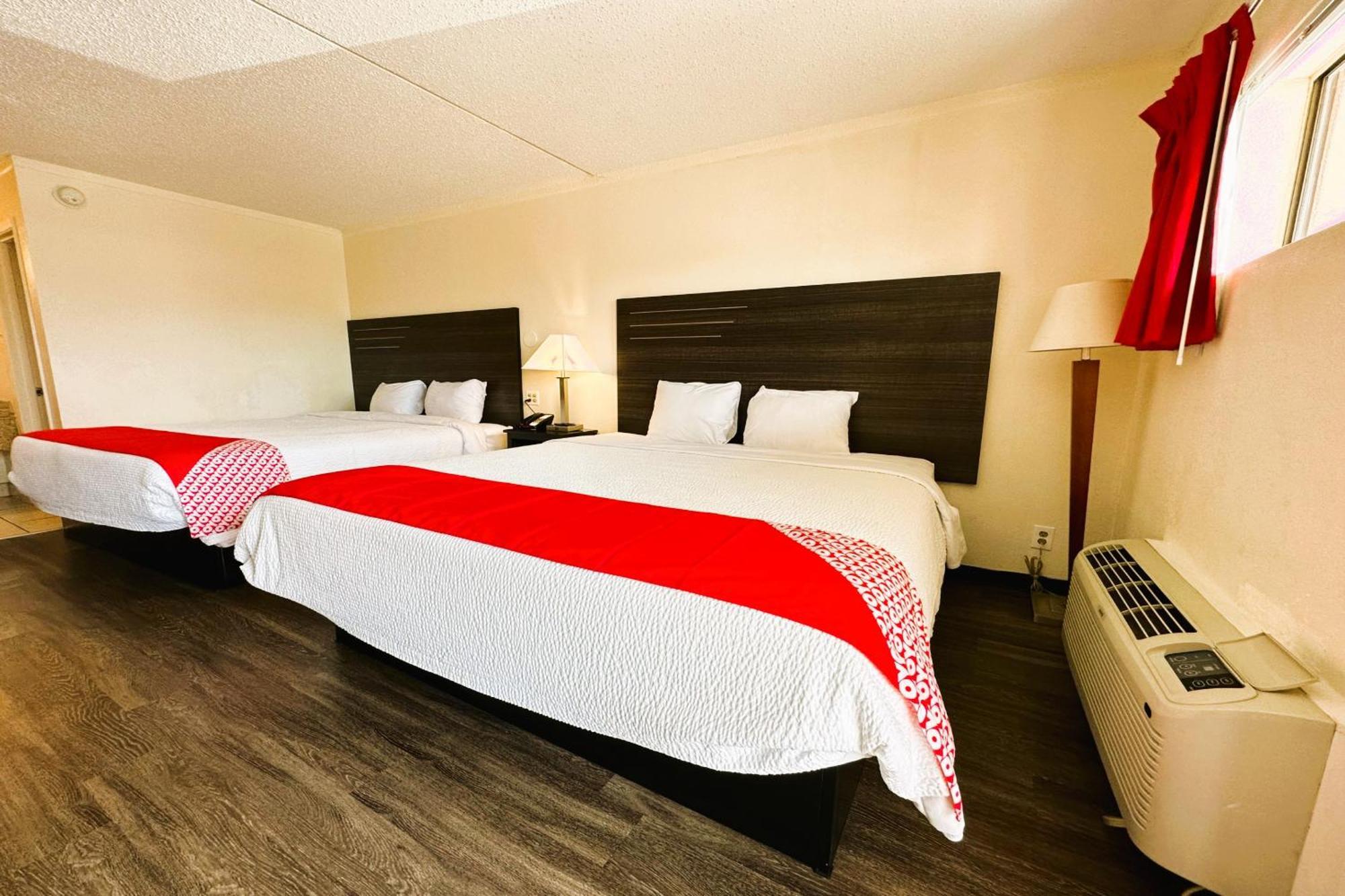 Oyo Hotel San Antonio Lackland Afb Seaworld Hwy 90 W Buitenkant foto