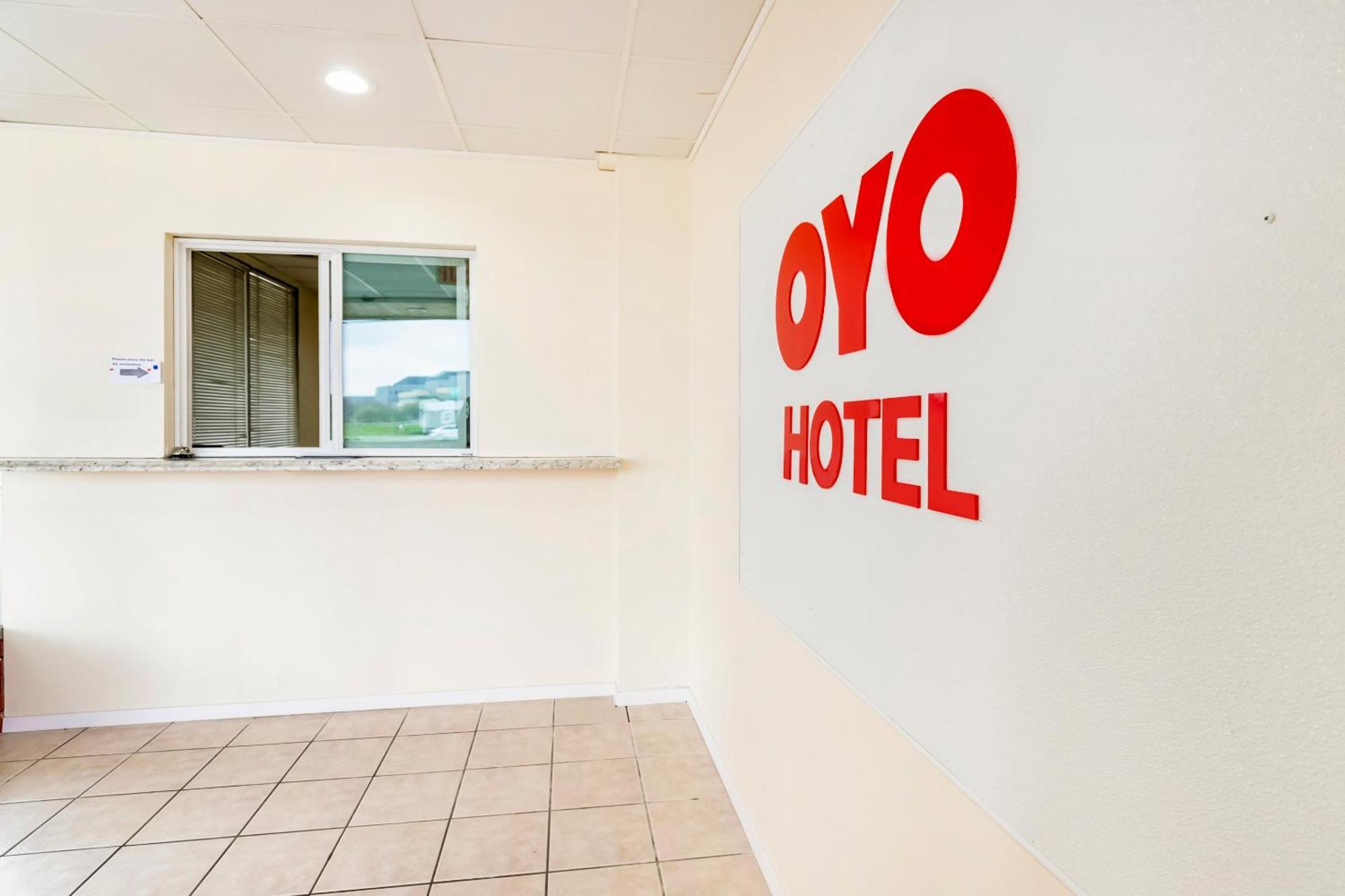 Oyo Hotel San Antonio Lackland Afb Seaworld Hwy 90 W Buitenkant foto