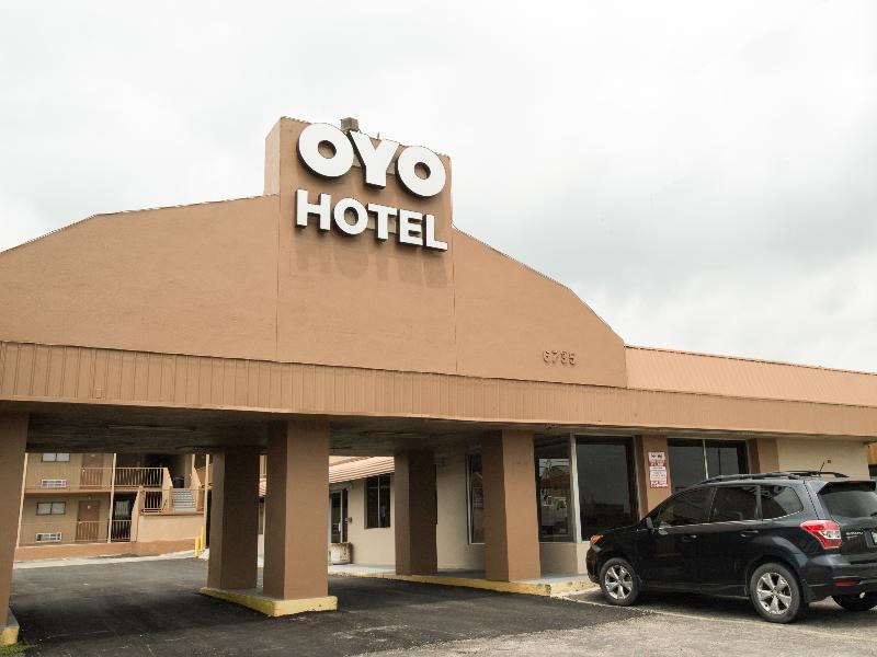 Oyo Hotel San Antonio Lackland Afb Seaworld Hwy 90 W Buitenkant foto